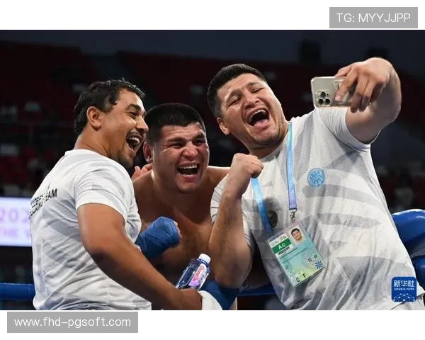 乌兹别克斯坦世锦赛男子110公斤级德比战,两位冠军历史交锋平分秋色